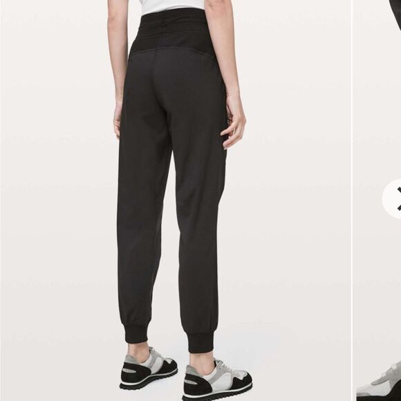 Lululemon Dance Studio Jogger *28” size 4 - Picture 8 of 9